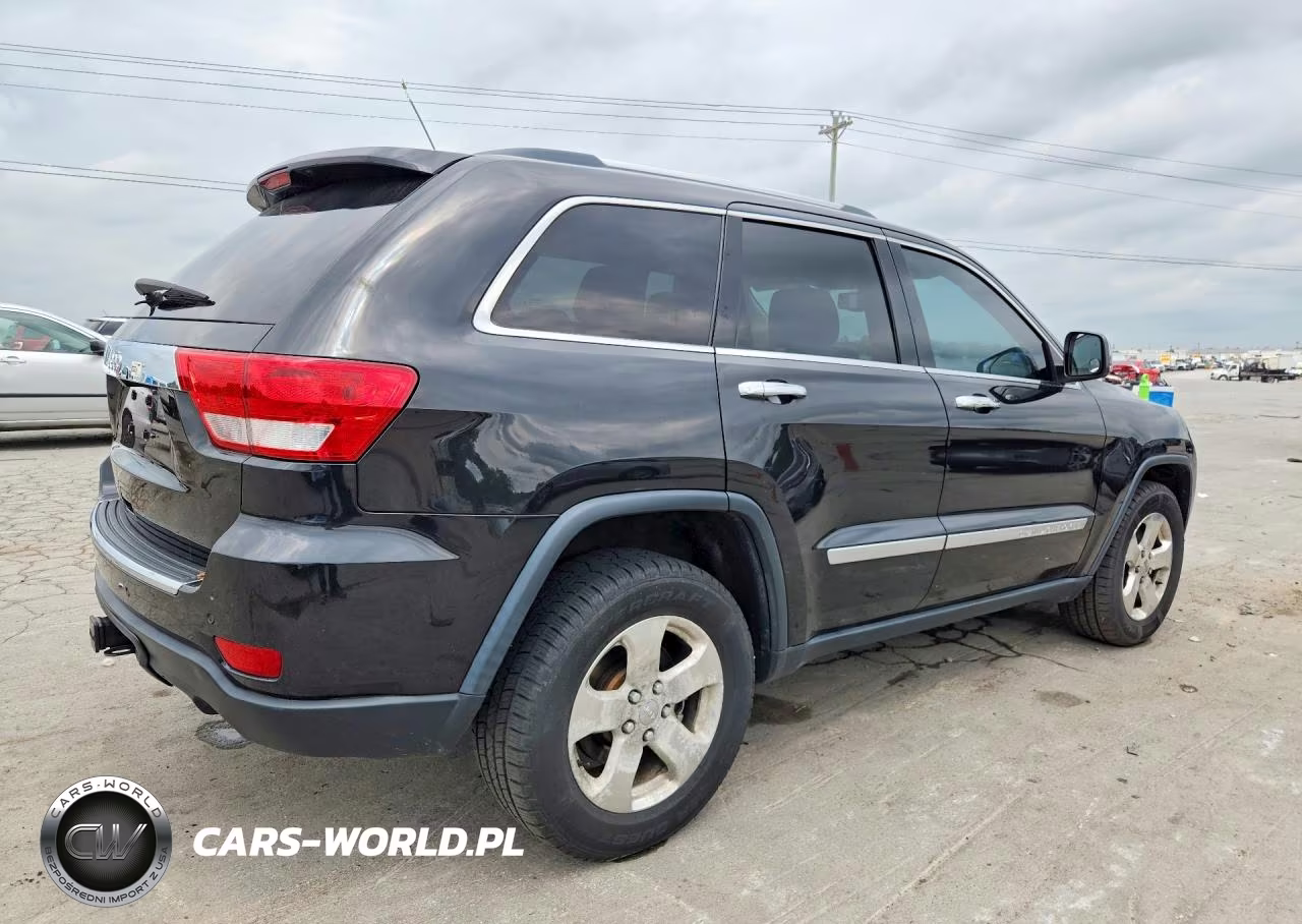 2013 Jeep Grand Cherokee Overland Summit VIN:1C4RJFCT1DC639330 - 3