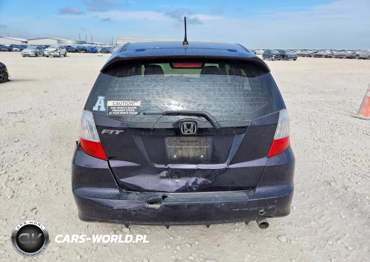 2013 Honda Fit Sport VIN:JHMGE8G53DC029995 - 6