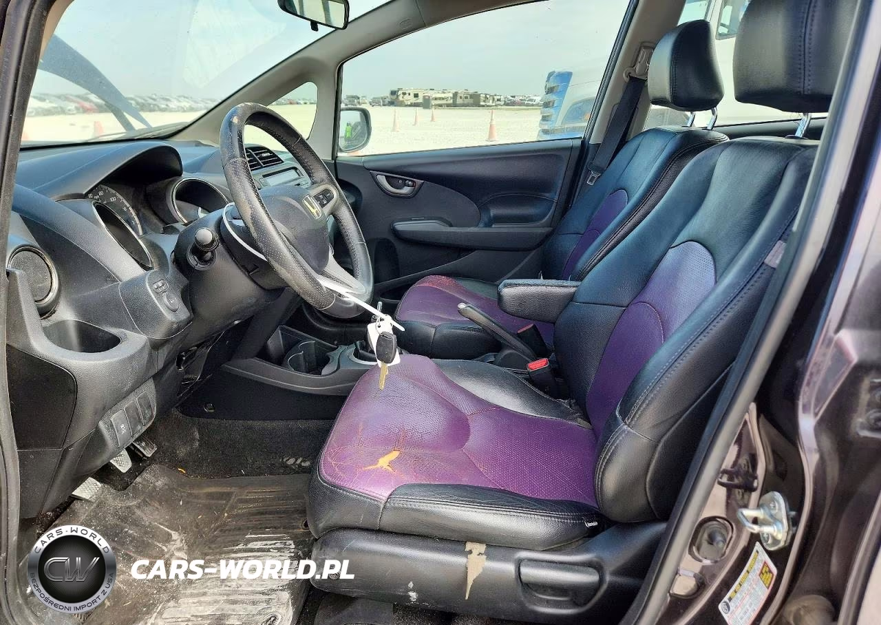 2013 Honda Fit Sport VIN:JHMGE8G53DC029995 - 7