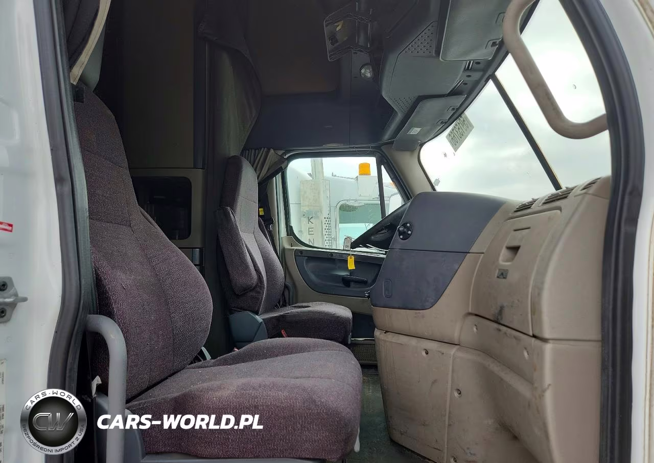2016 Freightliner Cascadia 125 Semi Truck VIN:3AKGGLDR6GSGY3061 - 5