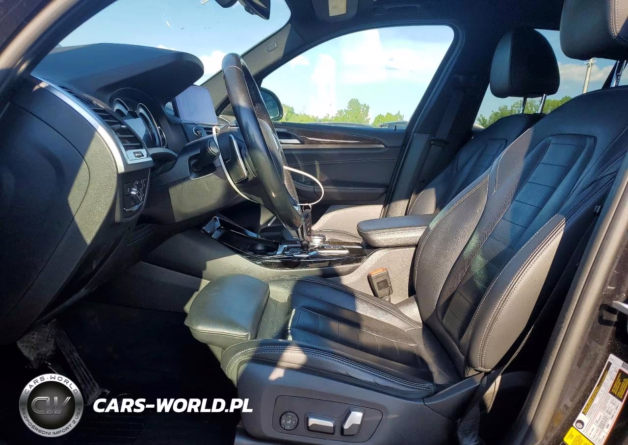 2019 BMW X3 xDrive30I VIN:5UXTR9C51KLE17435 - 7