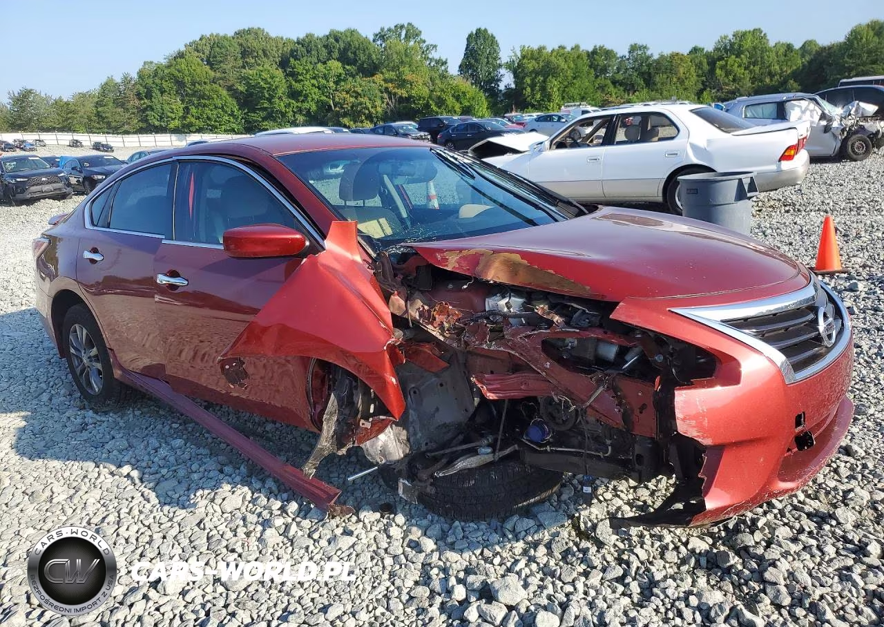 2015 Nissan Altima 2.5 S VIN:1N4AL3AP1FC461665 - 4