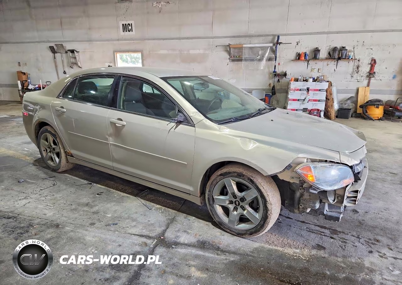 2010 Chevrolet Malibu 1Lt VIN:1G1ZC5EB1AF208658 - 4