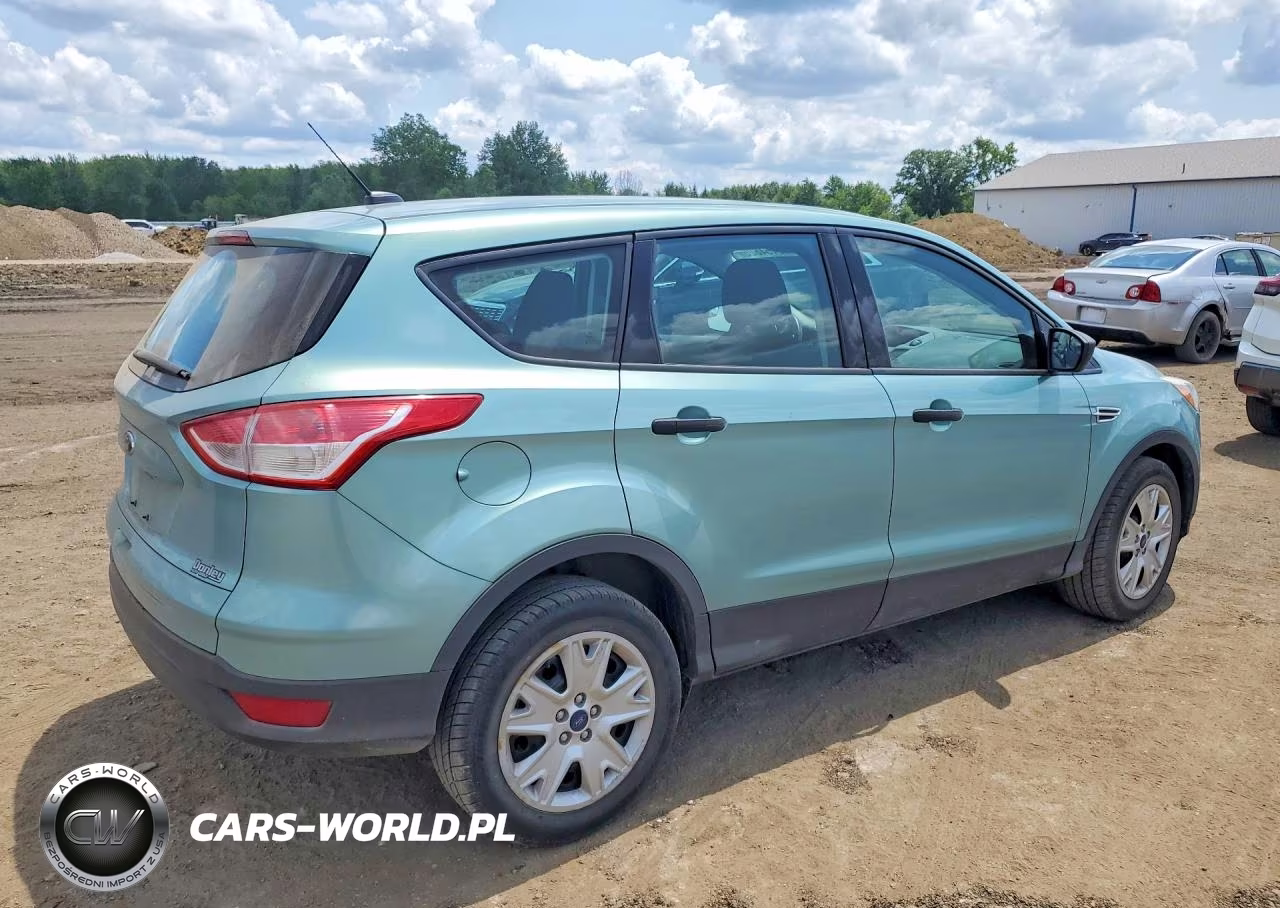2013 Ford Escape S VIN:1FMCU0F7XDUA84652 - 3