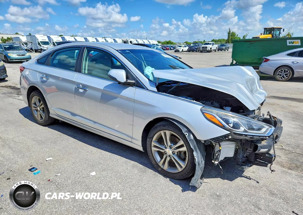 2019 Hyundai Sonata Sel VIN:5NPE34AF9KH761378 - 4