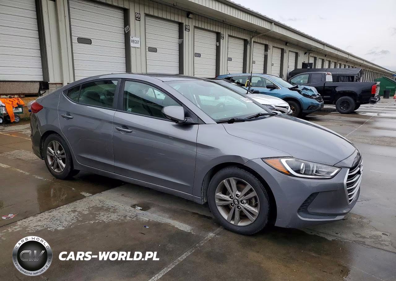 2018 Hyundai 4Dr VIN:5NPD84LF2JH312262 - 4