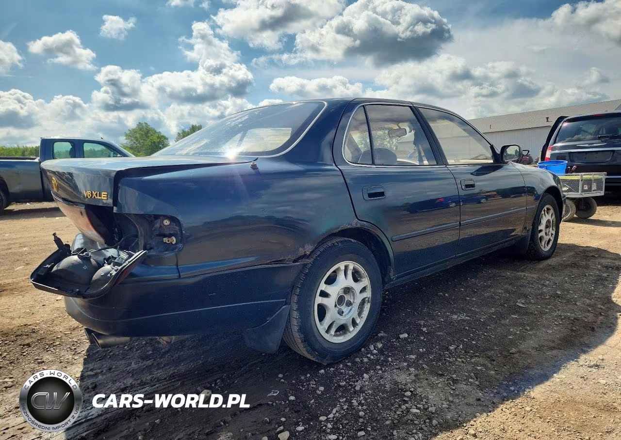 1994 Toyota Camry Xle VIN:4T1GK13E3RU043917 - 3