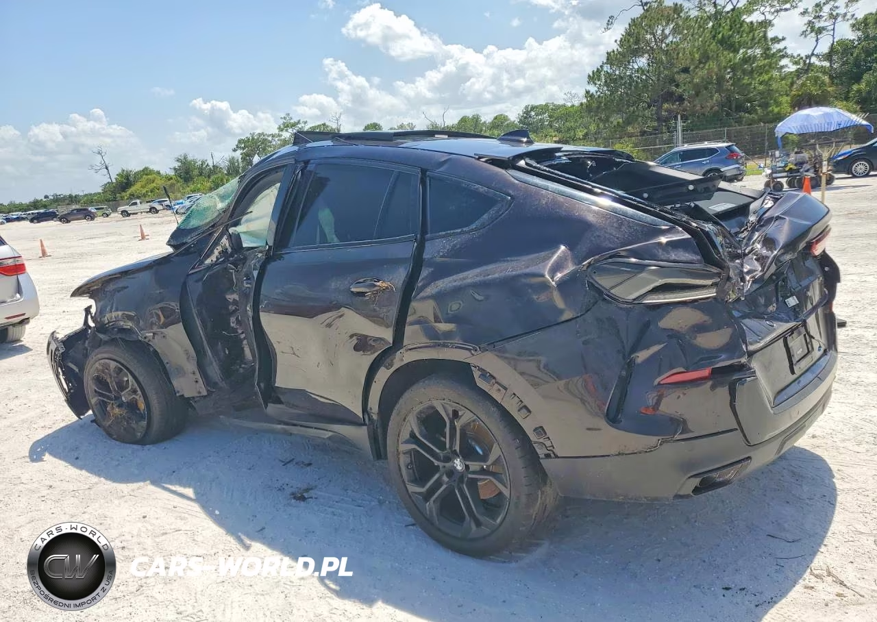 2022 BMW X6 xDrive40I VIN:5UXCY6C05N9L38113 - 2