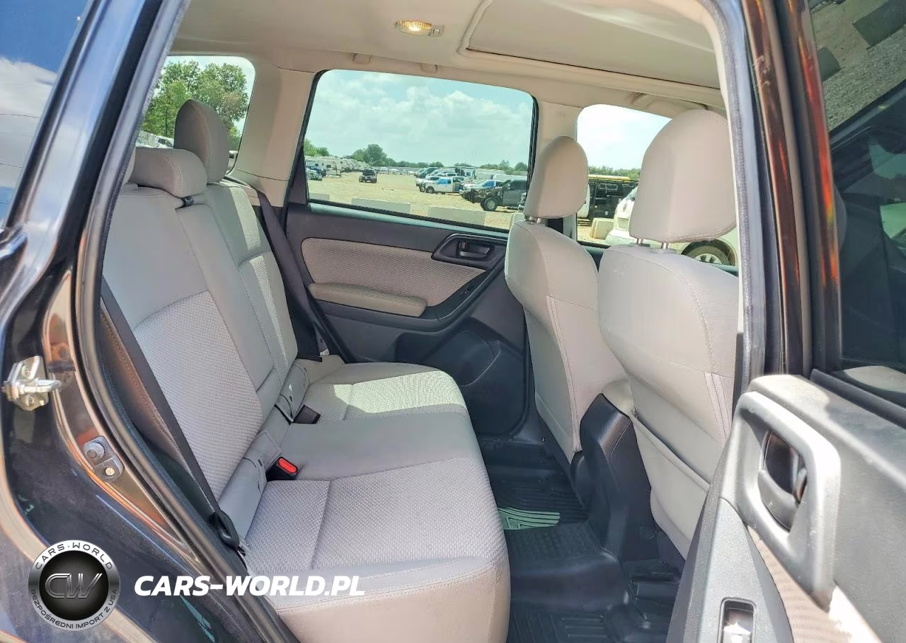 2018 Subaru Forester 2.5I Premium VIN:JF2SJAGC1JH472983 - 11