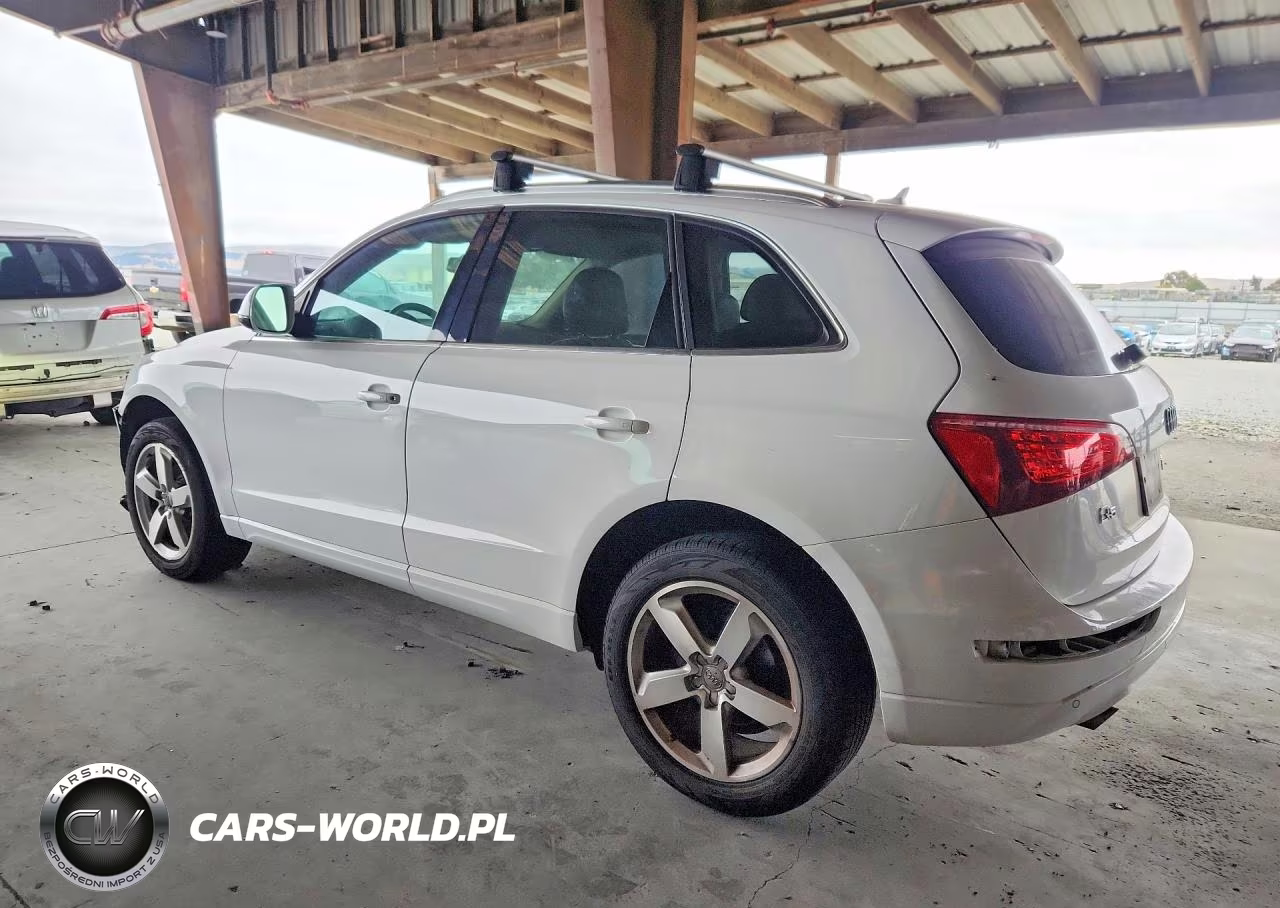 2011 Audi Q5 Premium Plus VIN:WA1LFAFP5BA079792 - 2