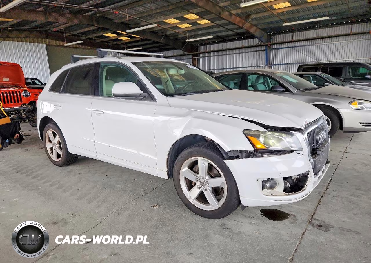 2011 Audi Q5 Premium Plus VIN:WA1LFAFP5BA079792 - 4