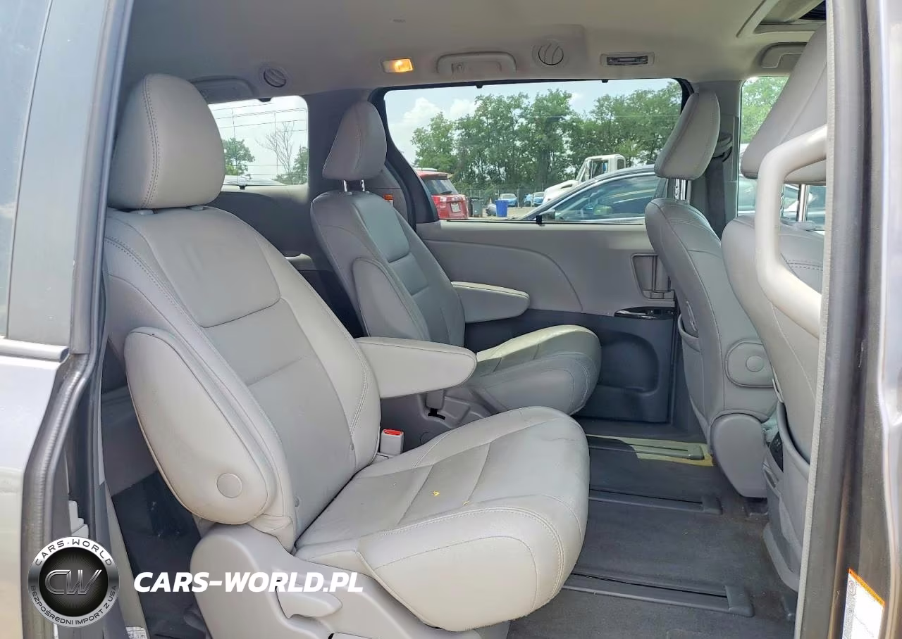 2018 Toyota Sienna Xle 7-Passenger VIN:5TDDZ3DC5JS199686 - 11