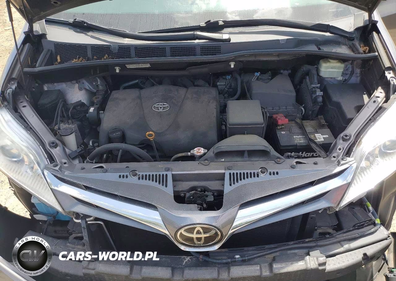 2018 Toyota Sienna Xle 7-Passenger VIN:5TDDZ3DC5JS199686 - 12