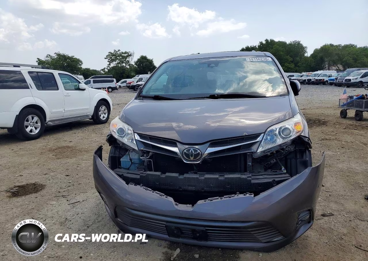 2018 Toyota Sienna Xle 7-Passenger VIN:5TDDZ3DC5JS199686 - 5