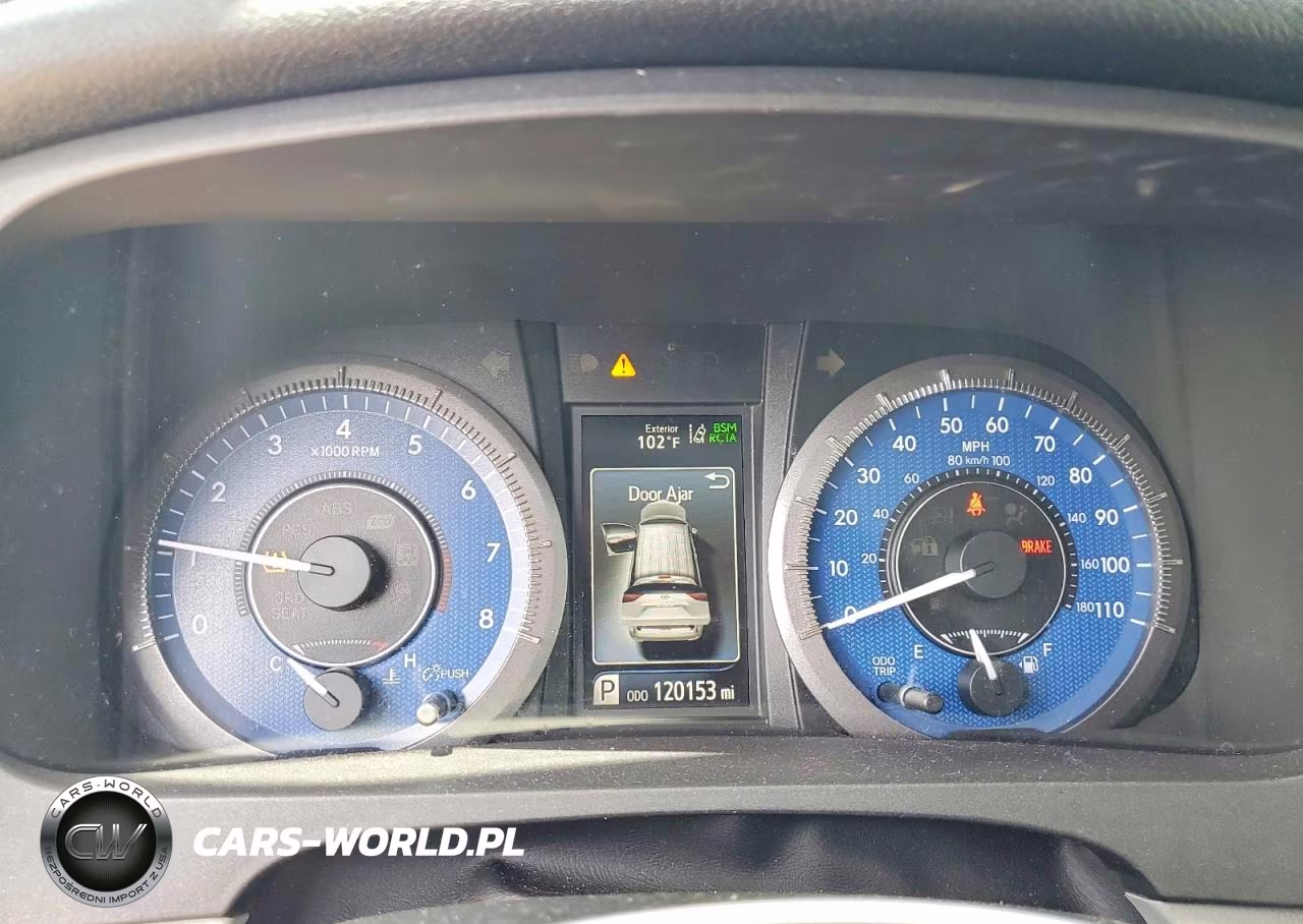 2018 Toyota Sienna Xle 7-Passenger VIN:5TDDZ3DC5JS199686 - 9
