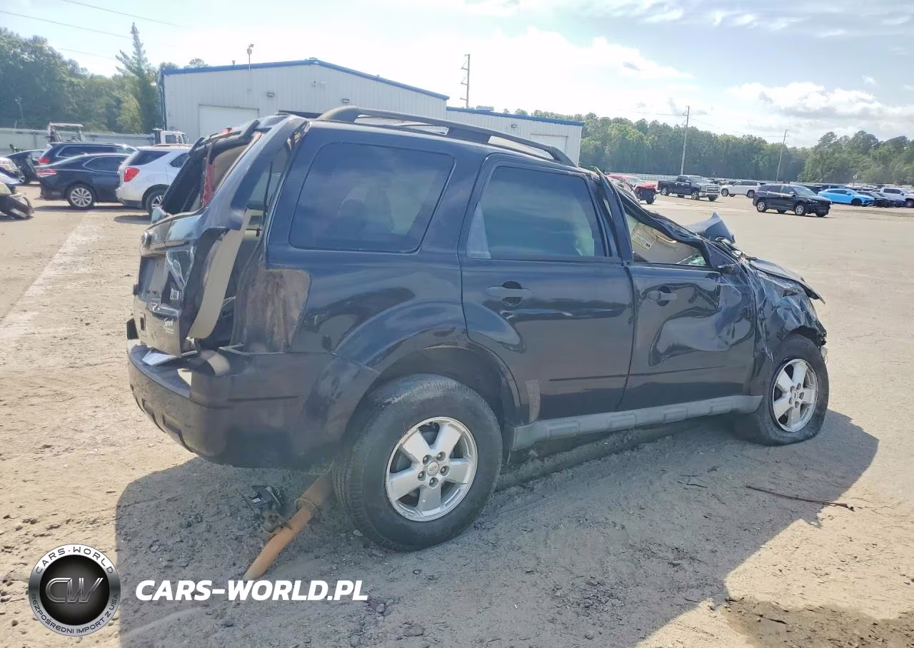 2010 Ford Escape Xlt VIN:1FMCU0DG5AKC87815 - 3
