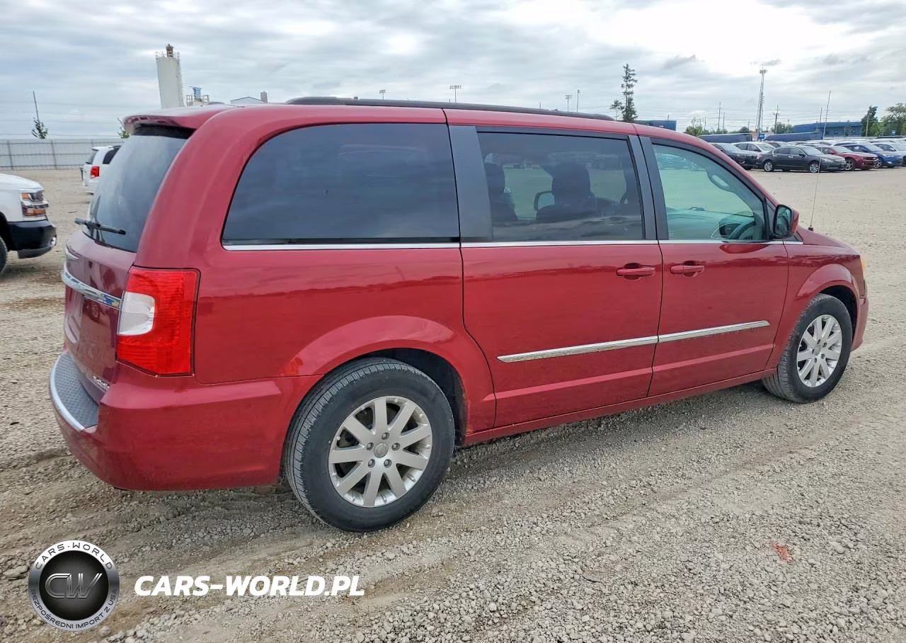 2014 Chrysler Town & Country Touring VIN:2C4RC1BG4ER382092 - 3