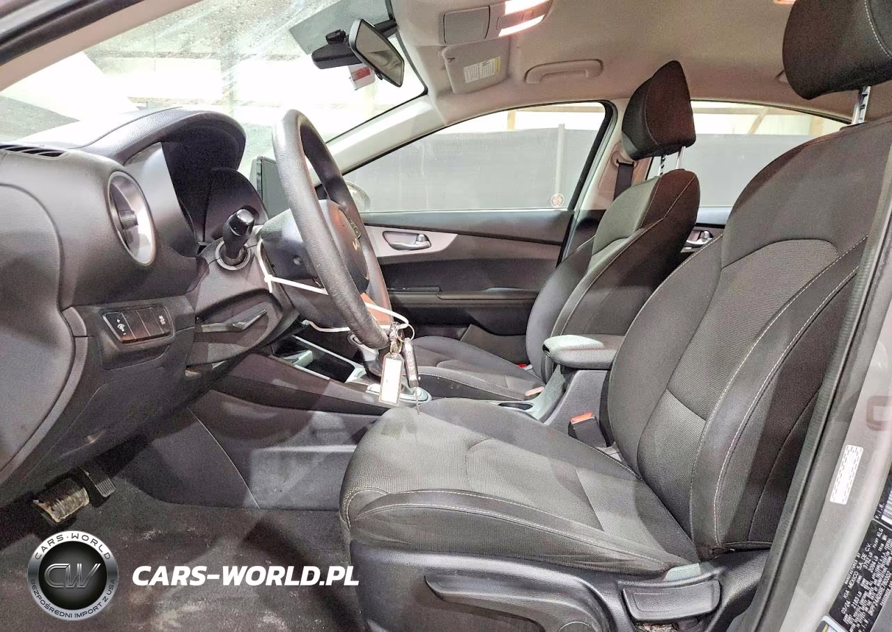 2024 Kia Forte Lxs VIN:3KPF24ADXRE780302 - 7