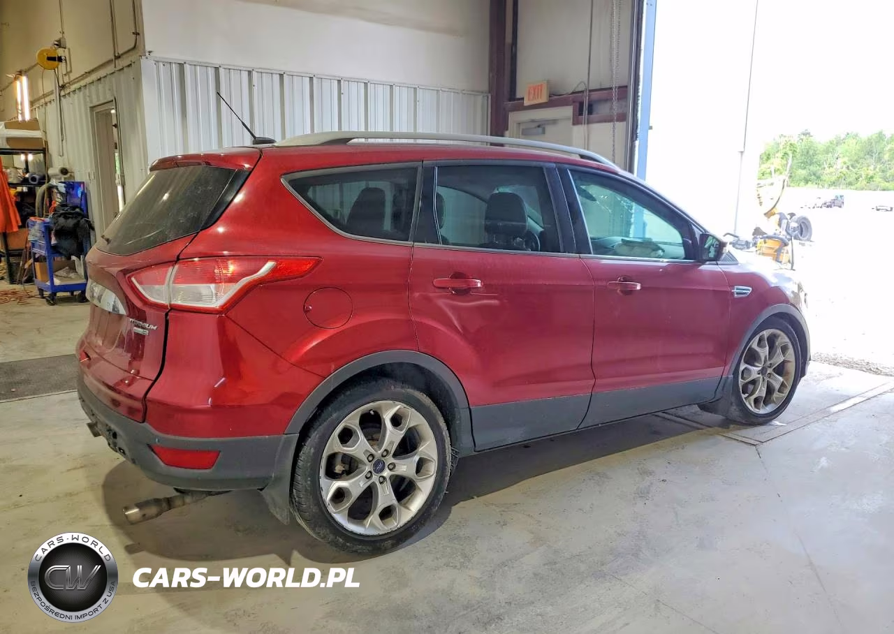 2015 Ford Escape Titanium VIN:1FMCU9J9XFUB15639 - 3