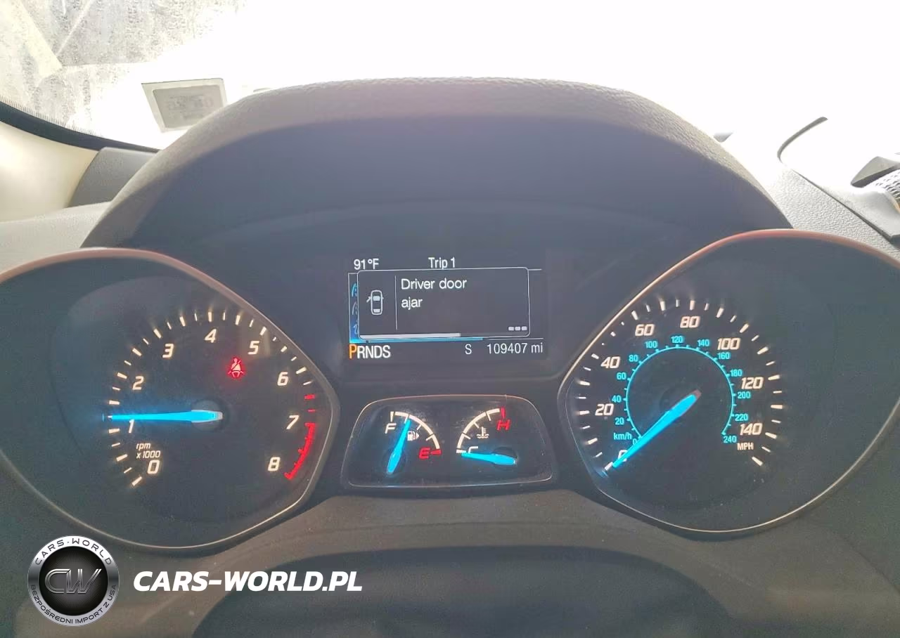 2015 Ford Escape Titanium VIN:1FMCU9J9XFUB15639 - 9