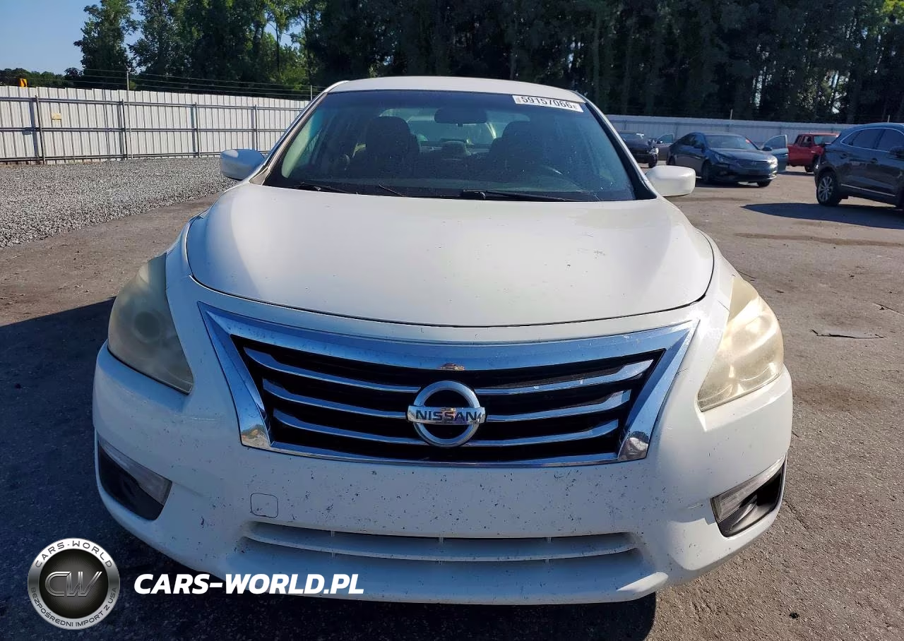 2015 Nissan Altima 2.5 S VIN:1N4AL3APXFN386033 - 5