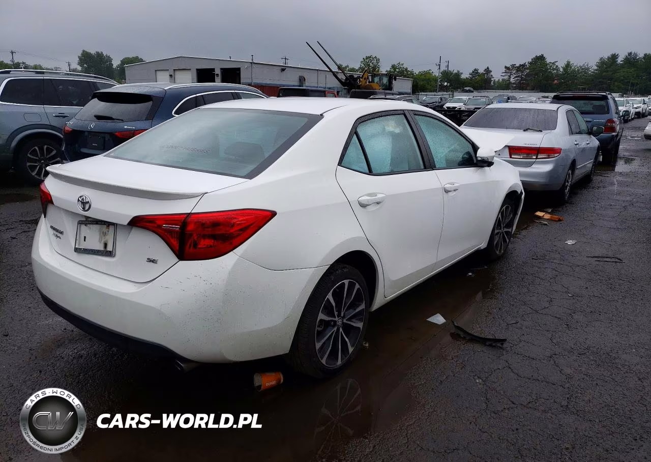 2017 Toyota Corolla Se VIN:2T1BURHE7HC841493 - 3