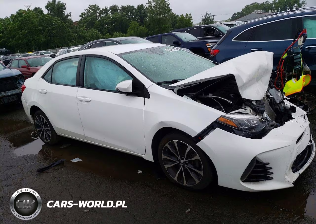 2017 Toyota Corolla Se VIN:2T1BURHE7HC841493 - 4