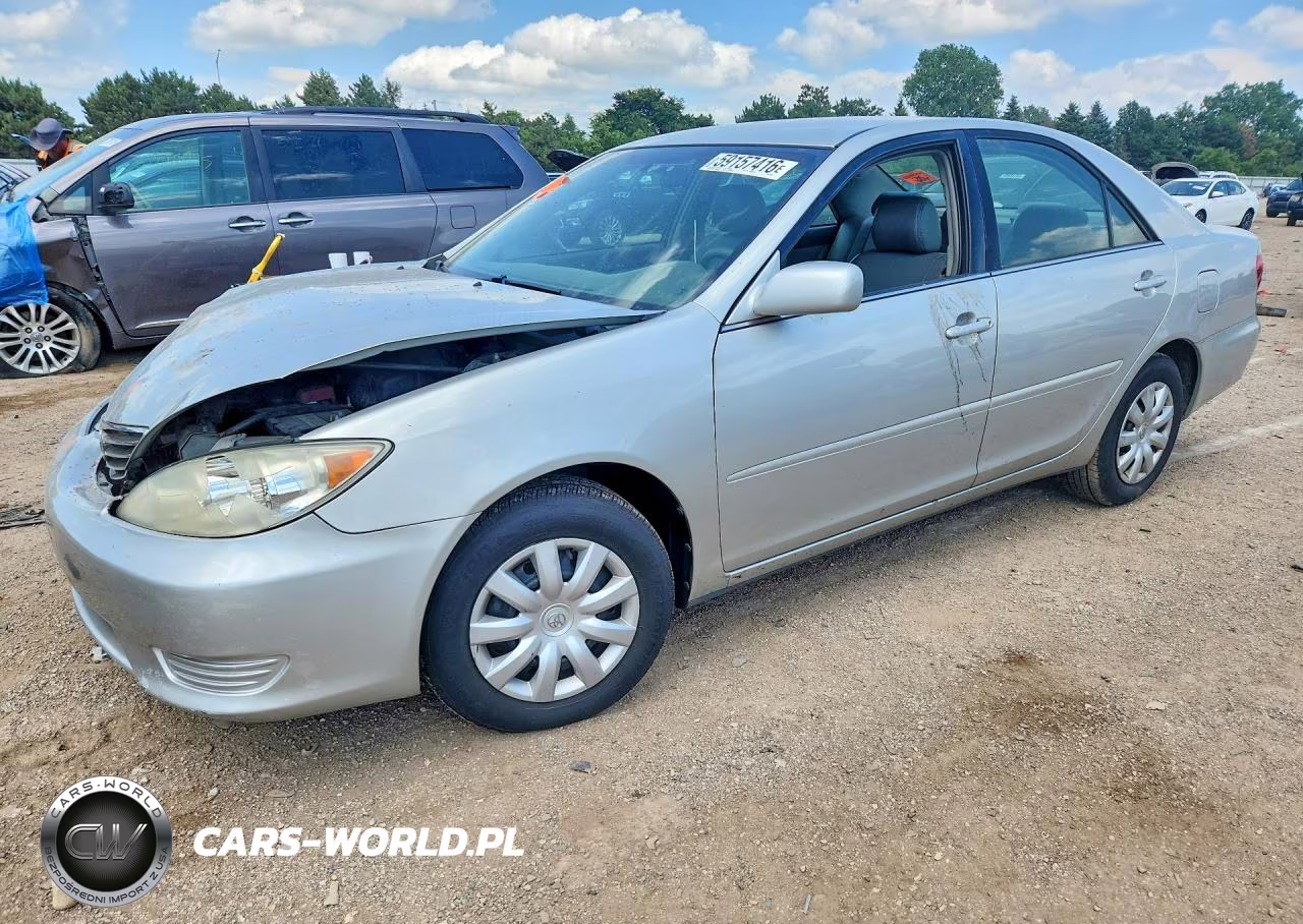 2005 Toyota Camry Le