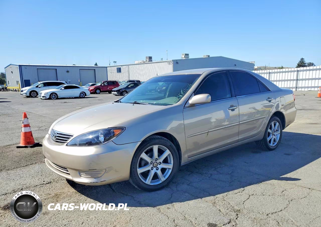 2005 Toyota Camry Xle – zdjęcie 1 z 12
