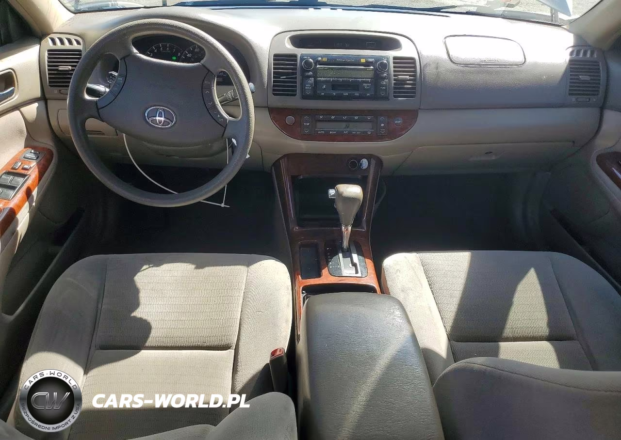 2005 Toyota Camry Xle VIN:4T1BE32K75U991557 - 8