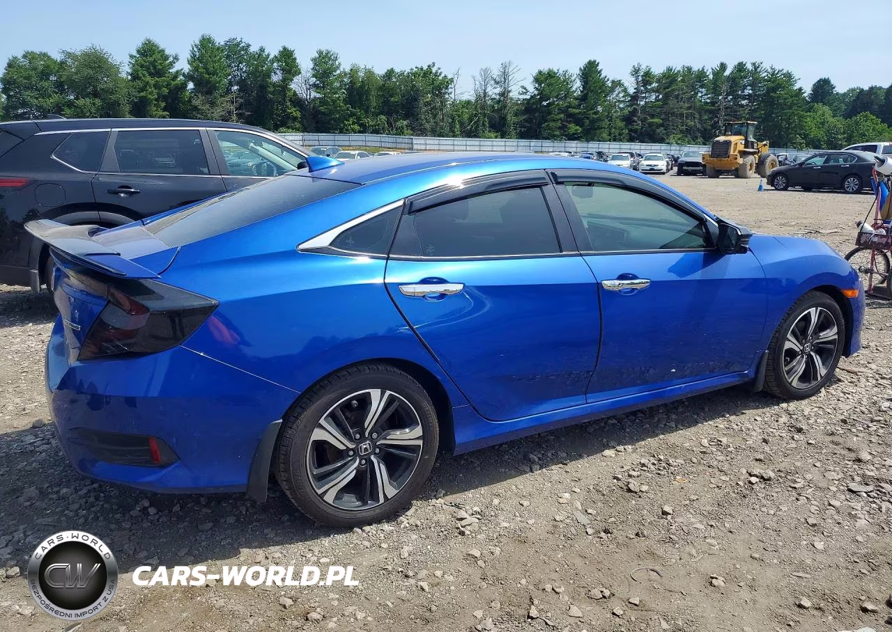 2016 Honda Civic Touring VIN:2HGFC1F9XGH644139 - 3