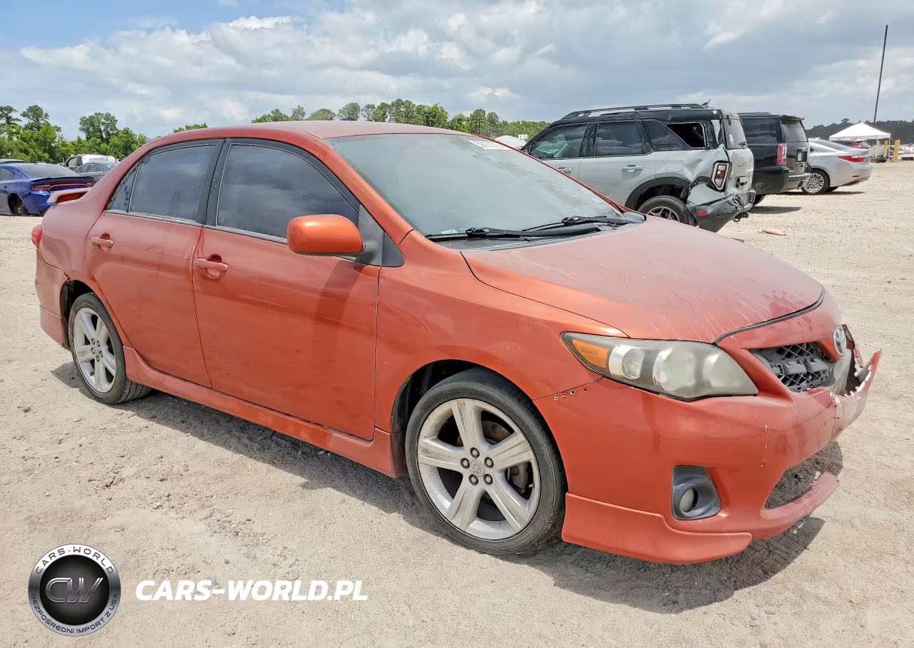 2013 Toyota Corolla S Special Edition VIN:2T1BU4EE5DC090573 - 4