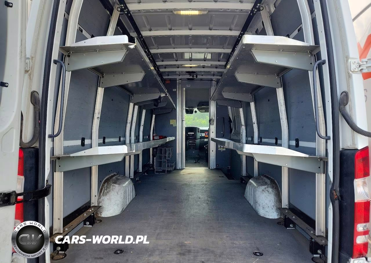2016 Mercedes-Benz Sprinter 2500 Delivery Van VIN:WD3PE8DD0GP361204 - 10