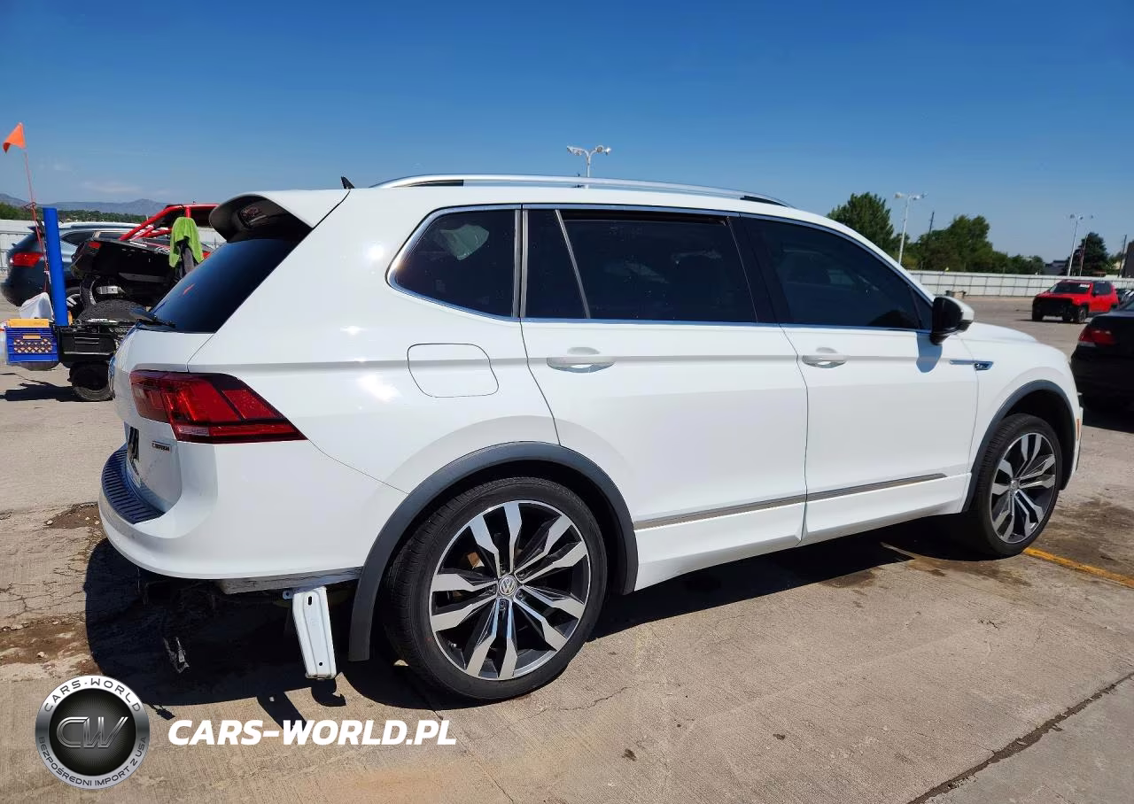 2019 Volkswagen Tiguan Sel Premium-Sel Premium R-Line VIN:3VV4B7AX1KM188660 - 3