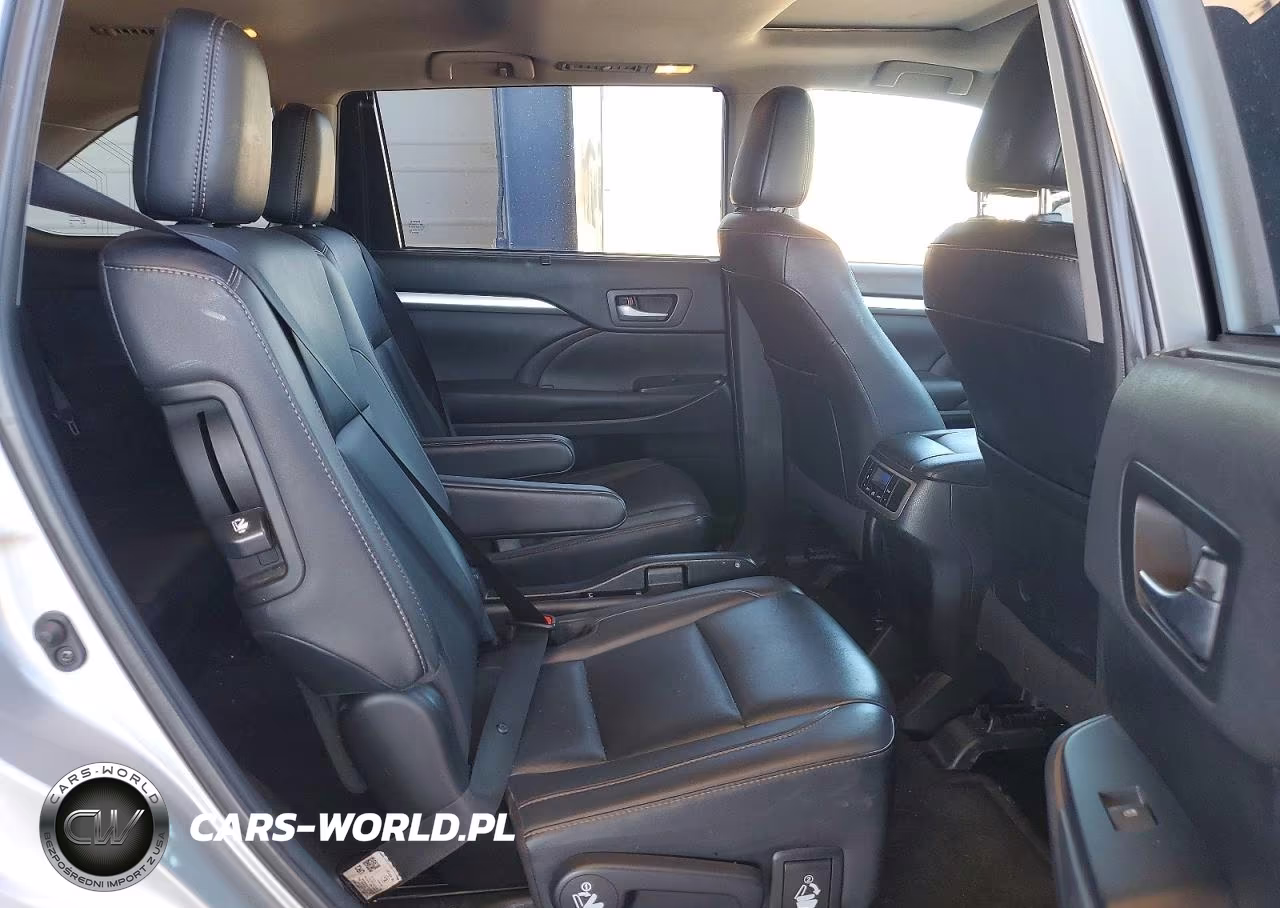 2019 Toyota Highlander Xle VIN:5TDJZRFH9KS583101 - 11