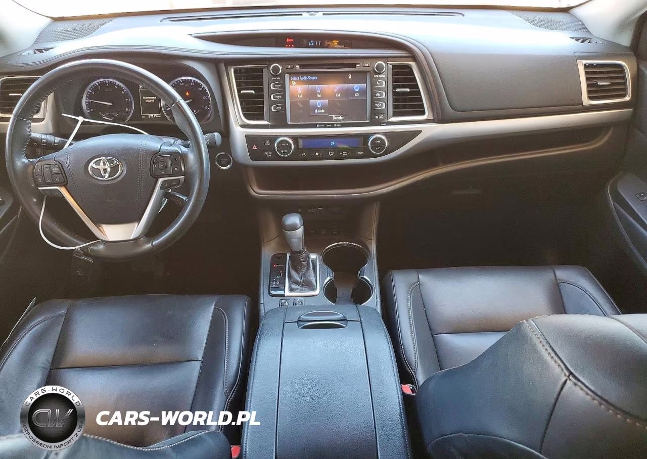 2019 Toyota Highlander Xle VIN:5TDJZRFH9KS583101 - 8
