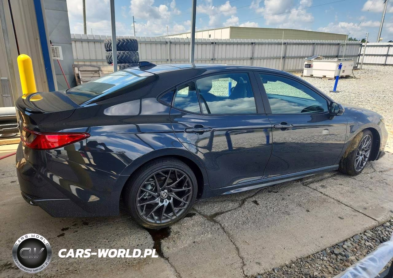 2025 Toyota Camry Xse VIN:4T1DAACK2SU055445 - 3