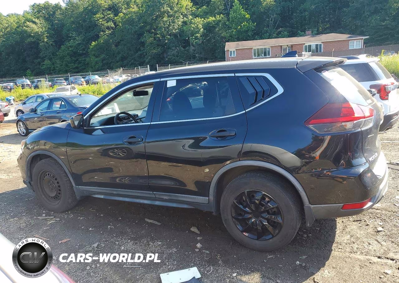 2018 Nissan Rogue S VIN:KNMAT2MV7JP541469 - 2