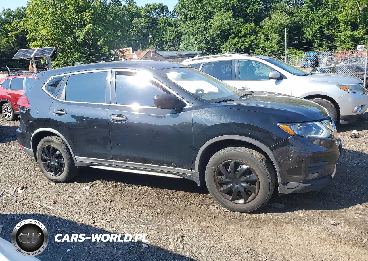 2018 Nissan Rogue S VIN:KNMAT2MV7JP541469 - 4