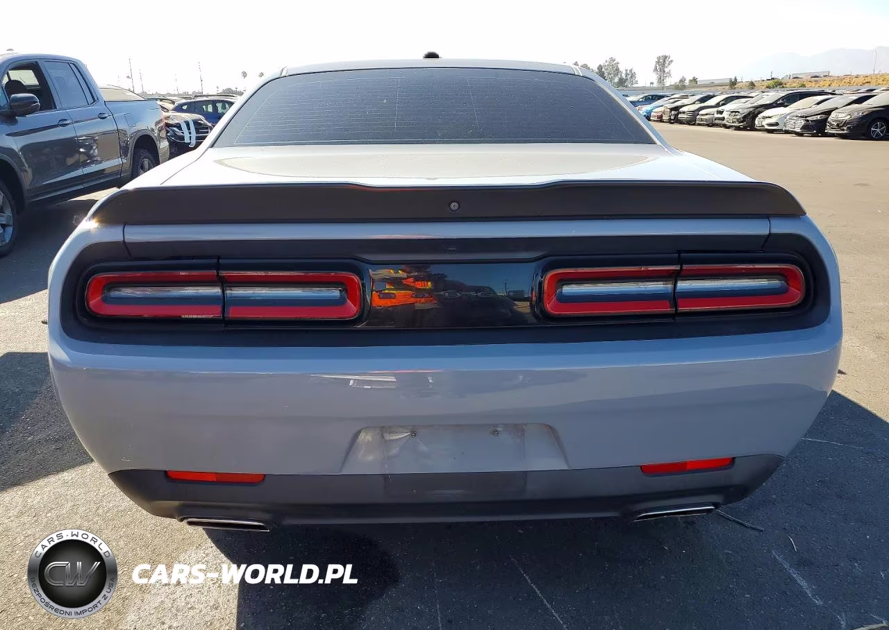 2021 Dodge Challenger Sxt VIN:2C3CDZAG9MH600023 - 6