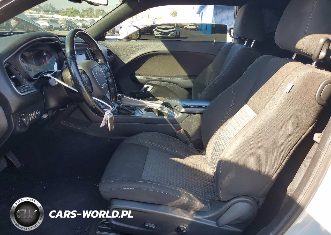 2021 Dodge Challenger Sxt VIN:2C3CDZAG9MH600023 - 7