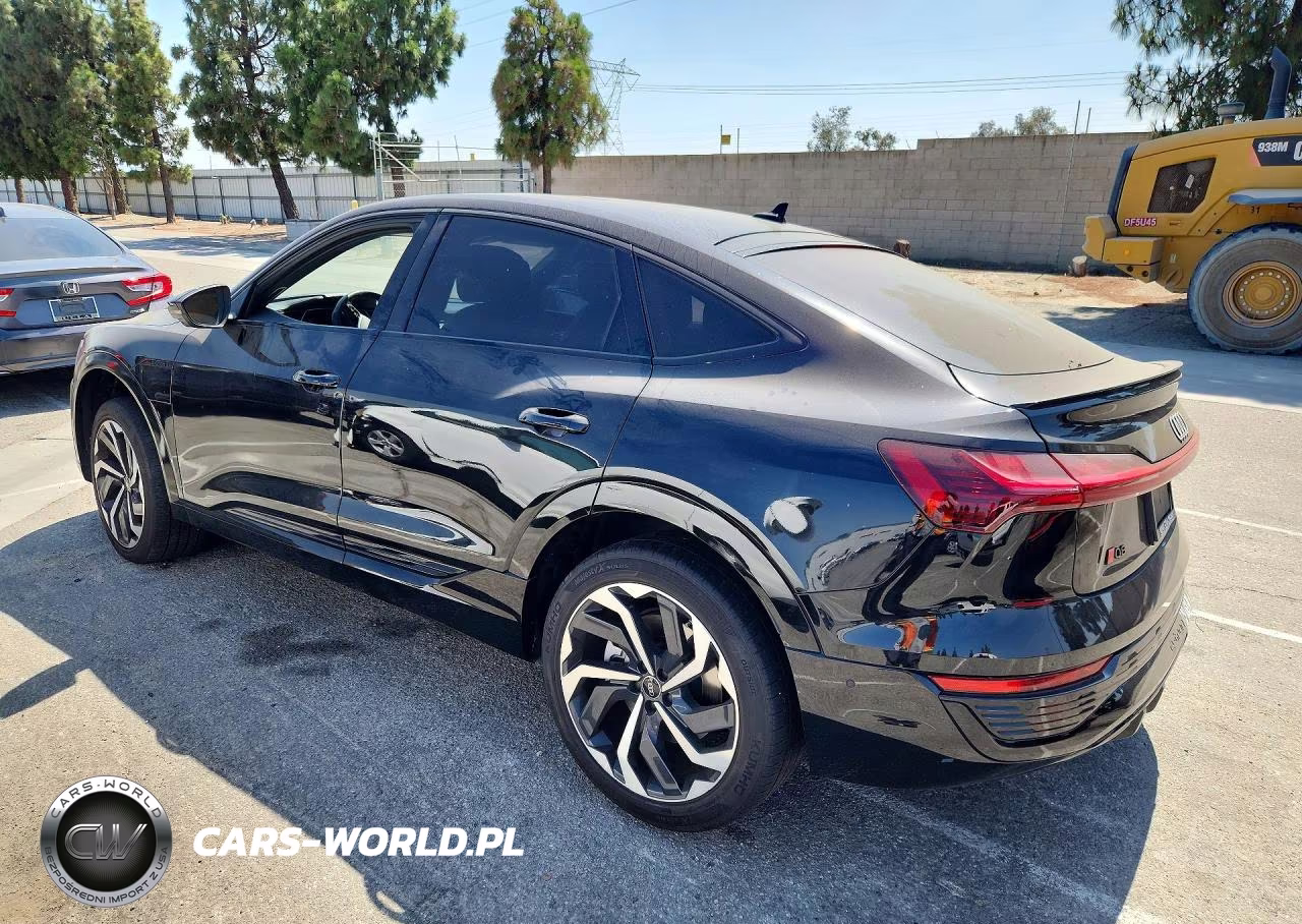 2024 Audi Q8 E-Tron Sportback Premium Plus VIN:WA1CAAGE1RB049267 - 2