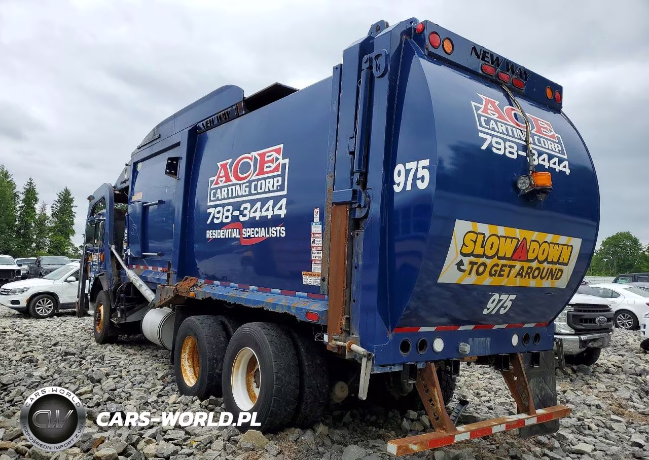 2016 Peterbilt 320 Refuse Truck VIN:3BPZLK0X5GF107189 - 3
