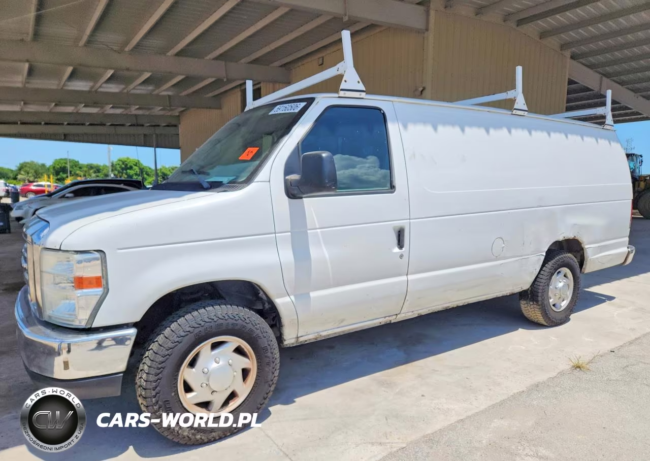 2013 Ford Econoline E250 Van – zdjęcie 1 z 13