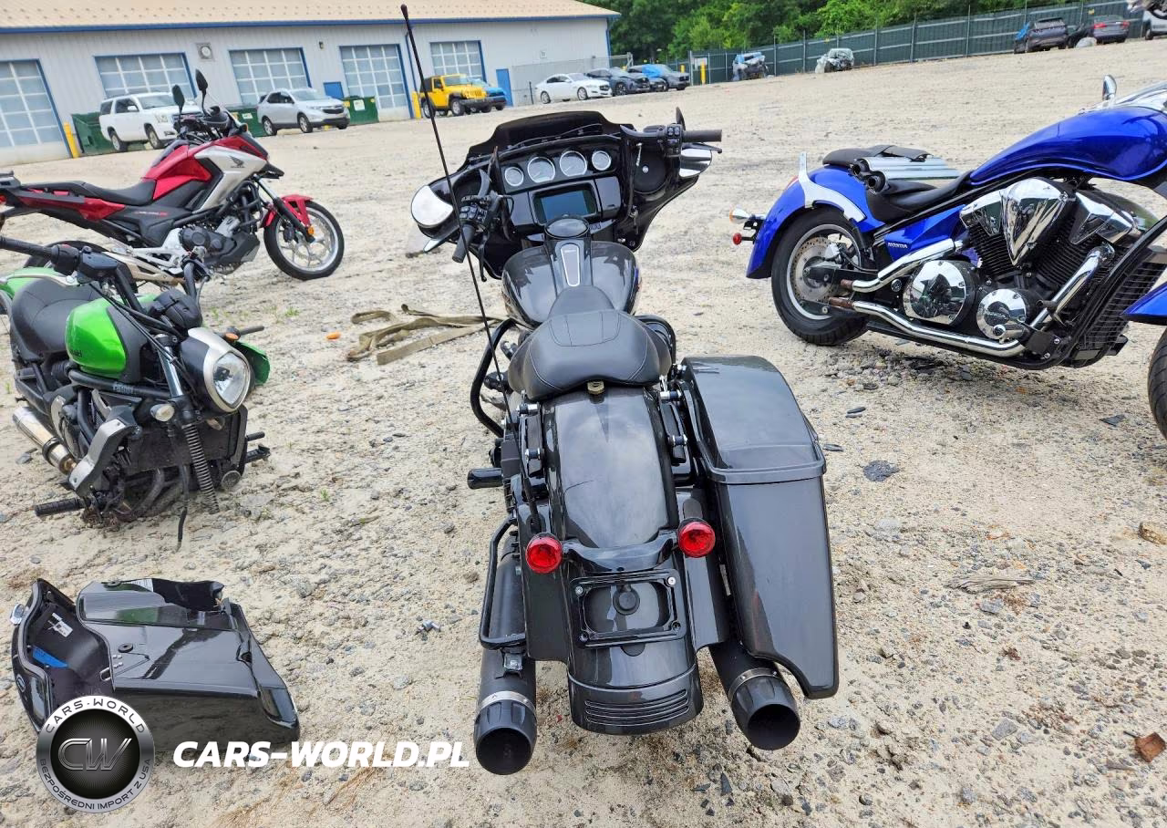 2019 Harley-Davidson Flhxs VIN:1HD1KRP12KB636751 - 4