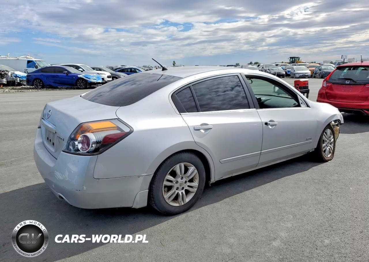 2011 Nissan Altima Hybrid VIN:1N4CL2APXBC115739 - 3
