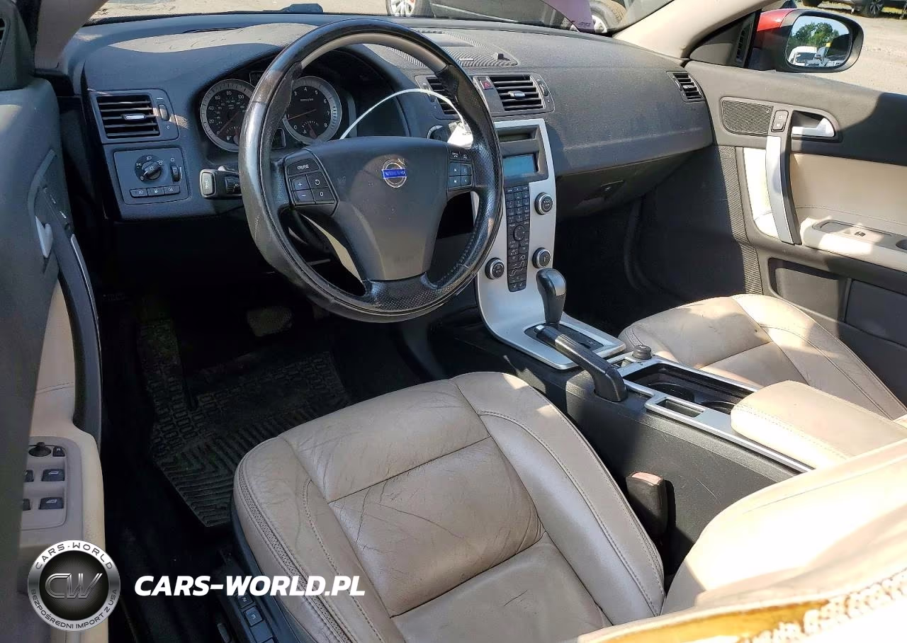 2011 Volvo C70 T5 VIN:YV1672MC7BJ119757 - 8