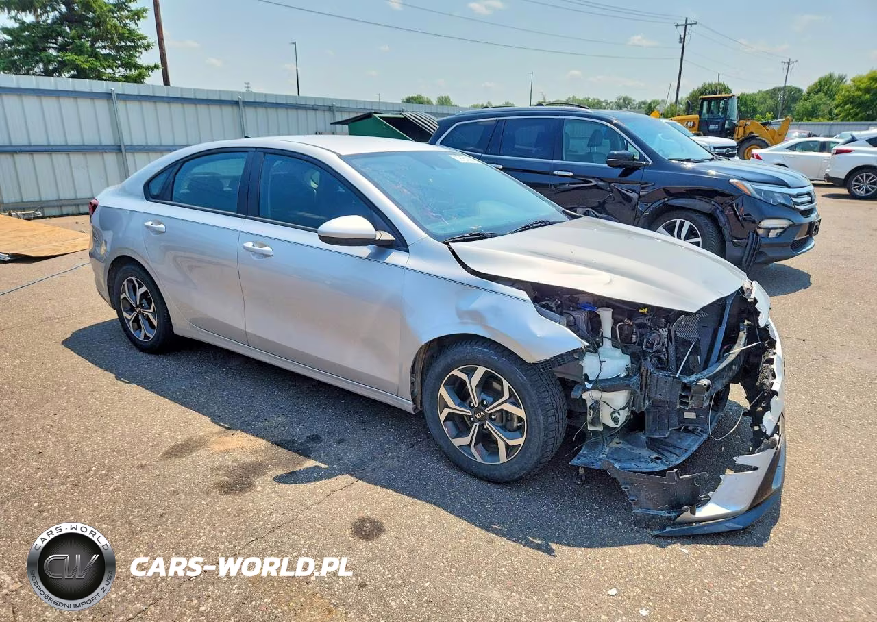 2020 Kia Forte Lxs VIN:3KPF24AD2LE241051 - 4