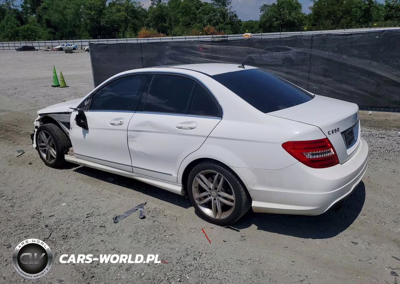 2013 Mercedes-Benz C 250 VIN:WDDGF4HB1DR246797 - 2