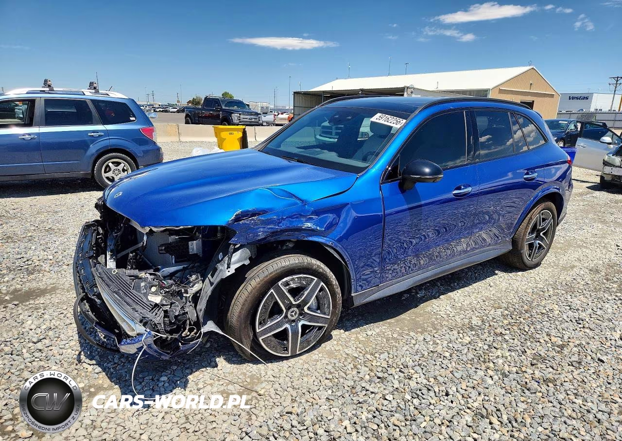 2025 Mercedes-Benz Glc 300 4Matic – zdjęcie 1 z 14